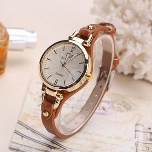 Women Casual Watches Round Dial Rivet PU Leather