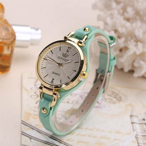 Women Casual Watches Round Dial Rivet PU Leather